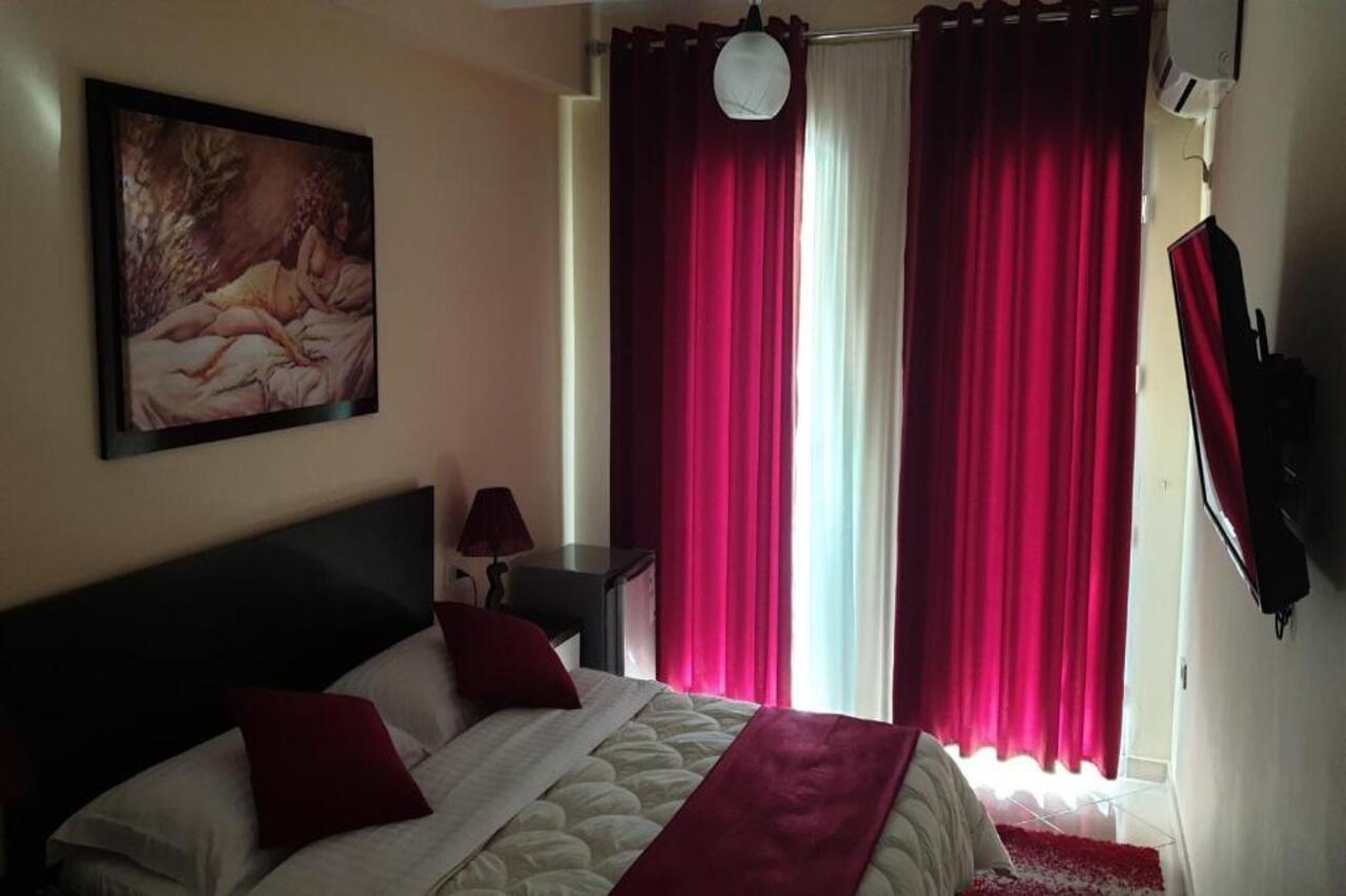 Haris Hotel Avlonya Dış mekan fotoğraf