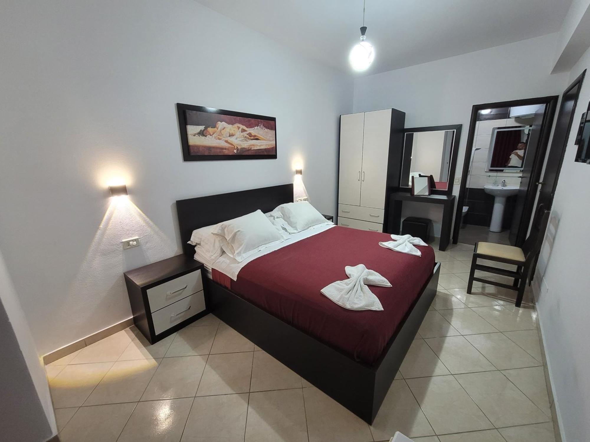 Haris Hotel Avlonya Dış mekan fotoğraf