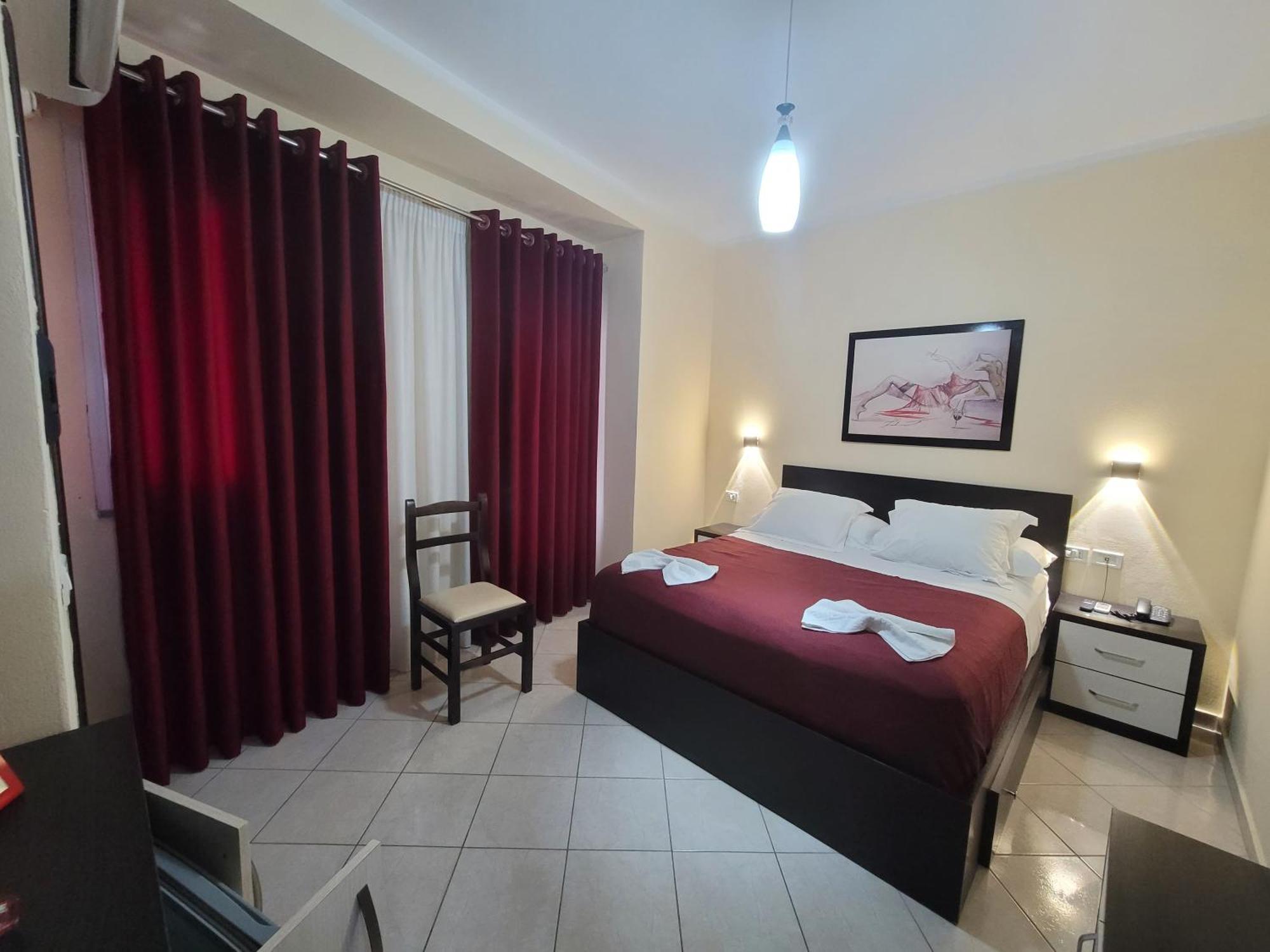 Haris Hotel Avlonya Dış mekan fotoğraf