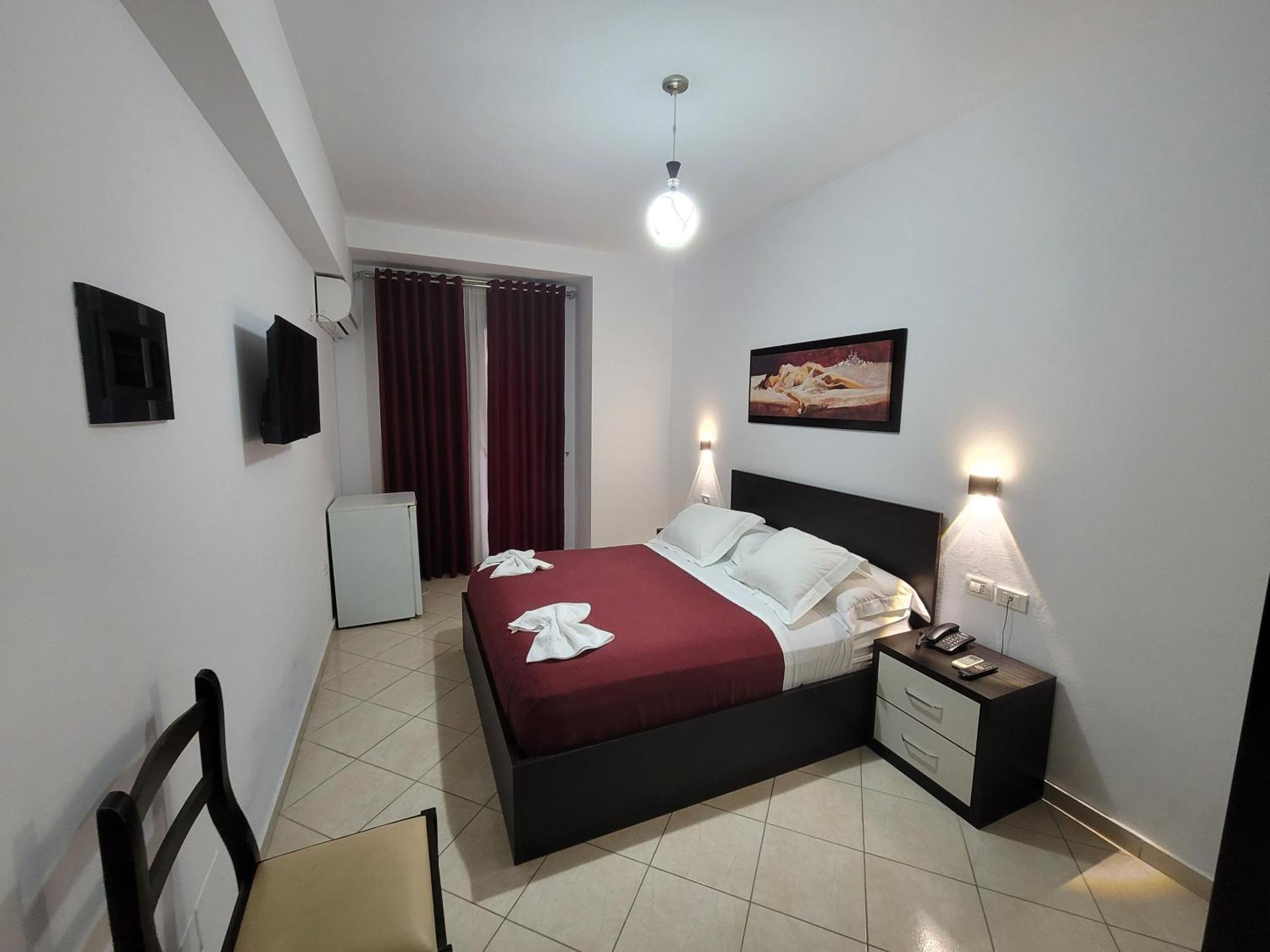 Haris Hotel Avlonya Dış mekan fotoğraf