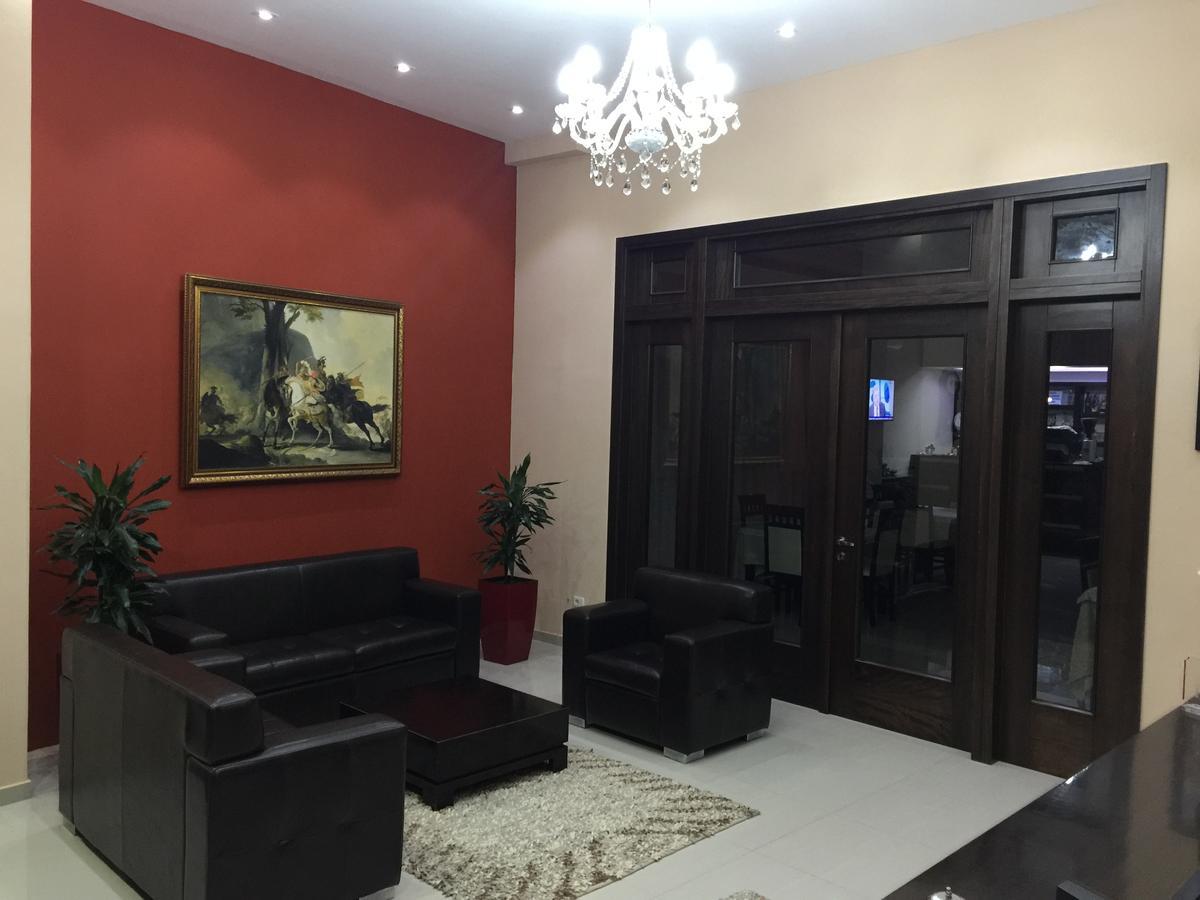 Haris Hotel Avlonya Dış mekan fotoğraf