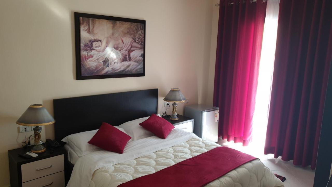 Haris Hotel Avlonya Dış mekan fotoğraf