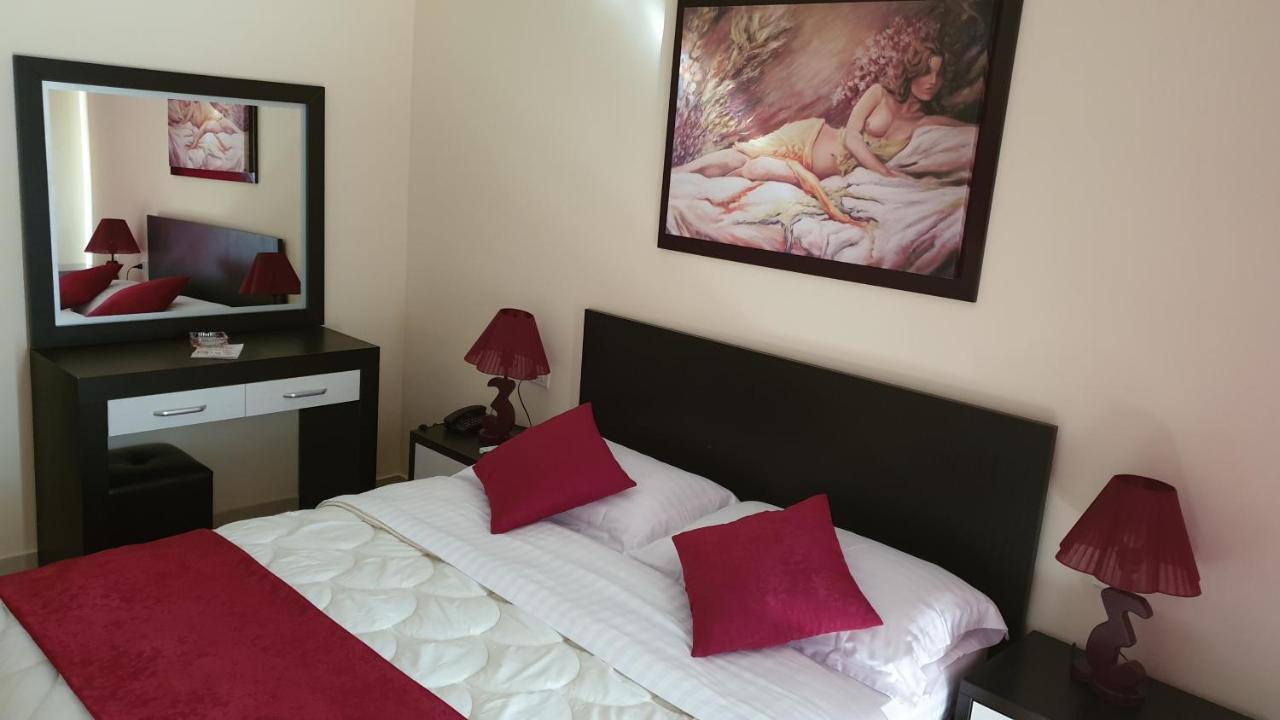 Haris Hotel Avlonya Dış mekan fotoğraf